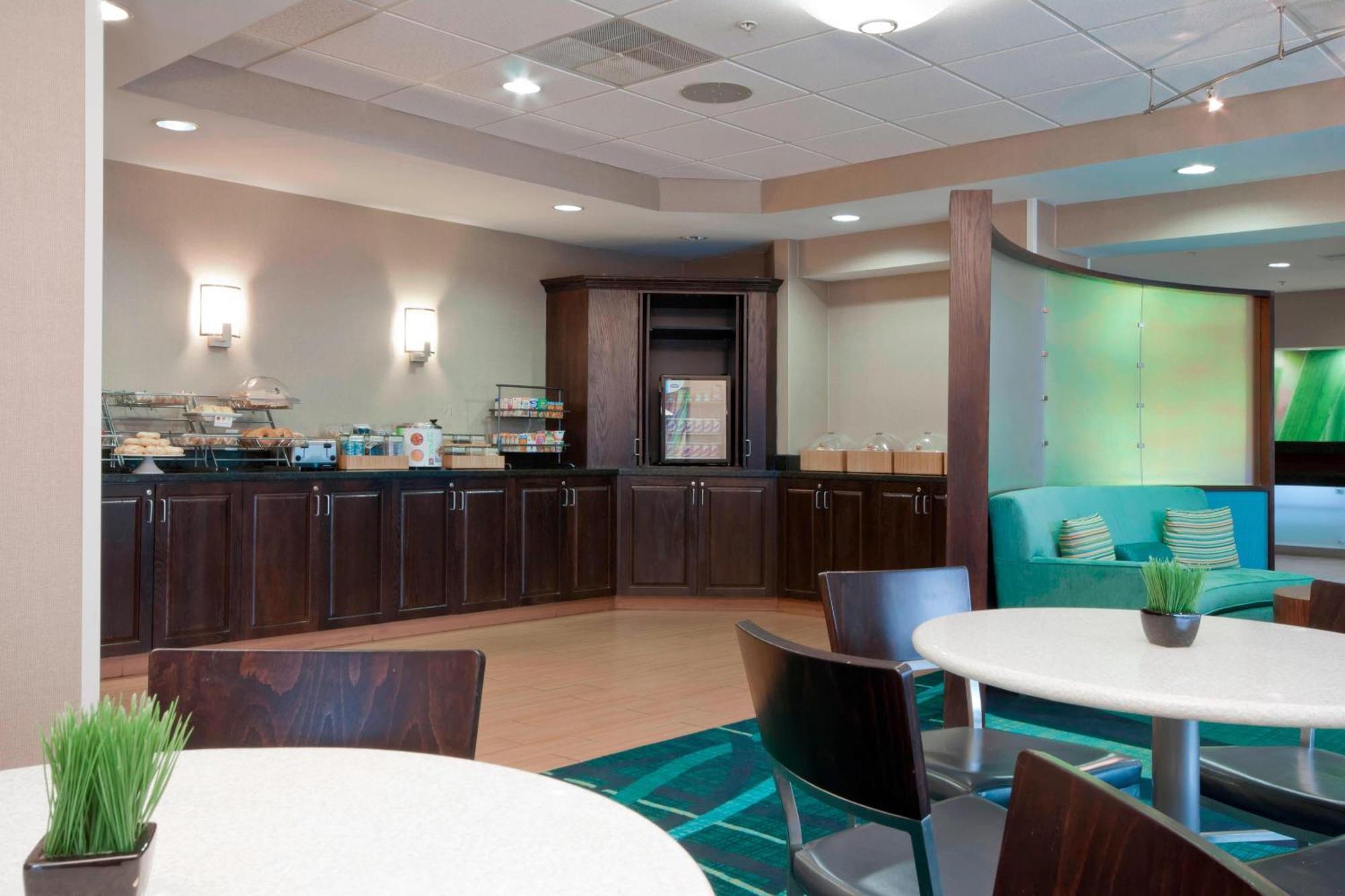 Springhill Suites By Marriott Tulsa Exterior photo